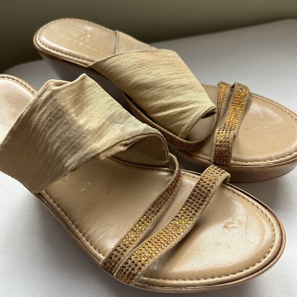 Embellished Platform Wedge Heel Wedges Sandals Women's Size 7.5** - Picture 4 of 8